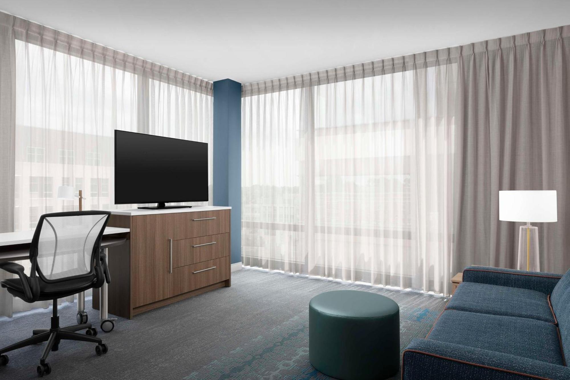 Home2 Suites By Hilton Фолс Черч Экстерьер фото